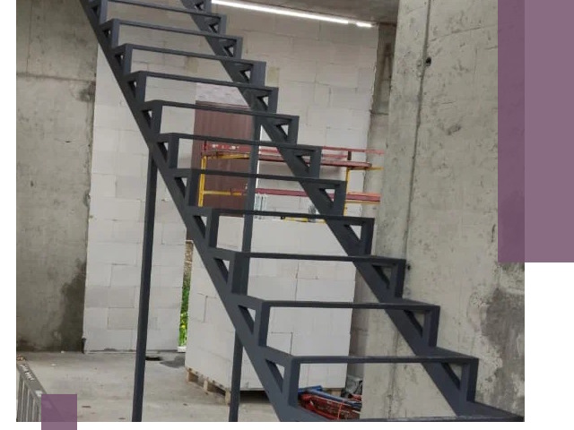 Демонтаж металлических лестниц в Рубцовске быстро и безопасно