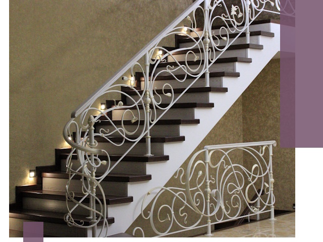Кованые лестницы под ключ в Рубцовске — изготовление и монтаж