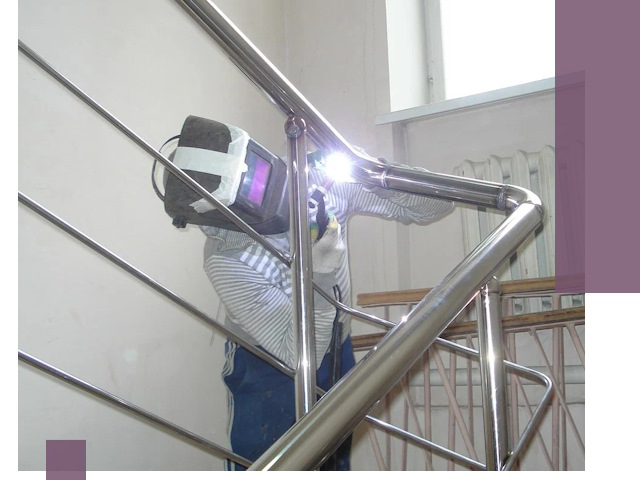 Монтаж перил и ограждений качественно в Рубцовске