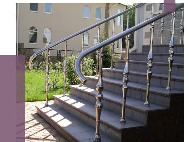 Перила для крыльца в Рубцовске от 10619 руб. — монтаж ПРОЛЁТ-Рбц