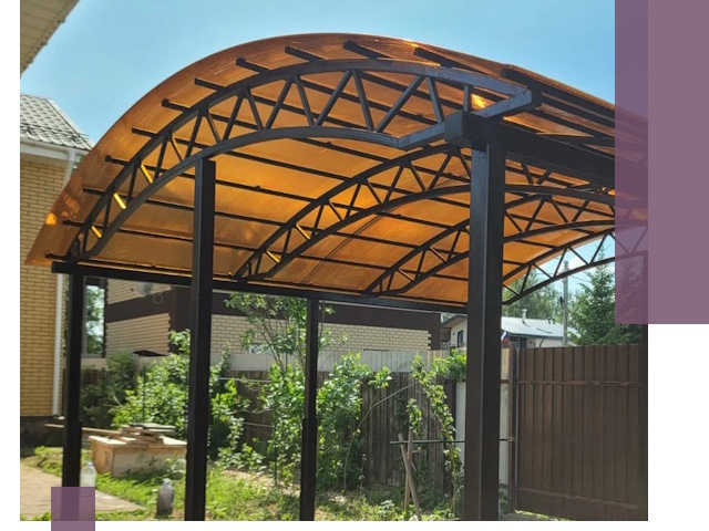 Изготовление навесов под ключ в Рубцовске из качественных материалов