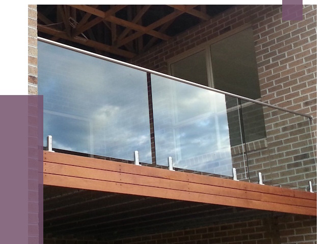 Стеклянные парапеты на крыше и террасе в Рубцовске от 11377 руб. | ПРОЛЁТ-Рбц