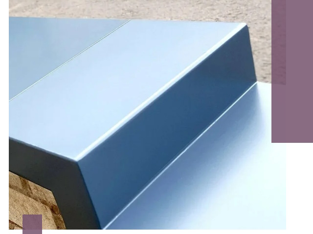 Крышки на парапет в Рубцовске: изготовление и монтаж под ключ